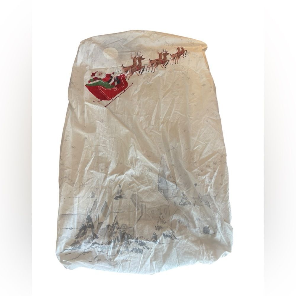 Pottery Barn Kids Crib Sheet Christmas Themed Santa and Reindeer Organic Cotton